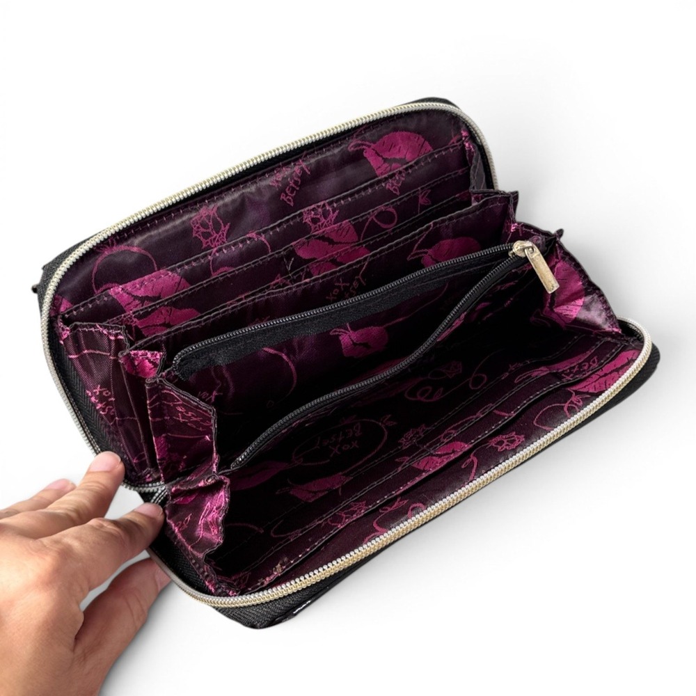 Betsey Johnson Zip Around Accordion Wallet Black Floral Polka Dot Kitschy Vinyl - Picture 8 of 12